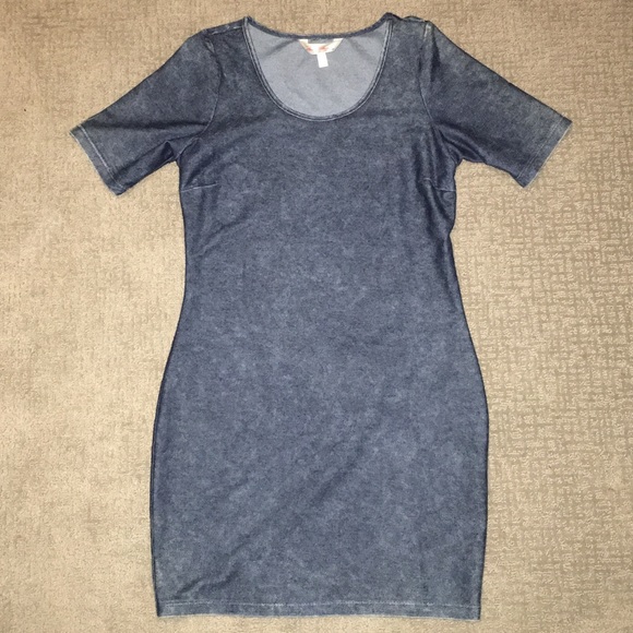 Marilyn Monroe Dresses & Skirts - Marilyn Monroe dress size large